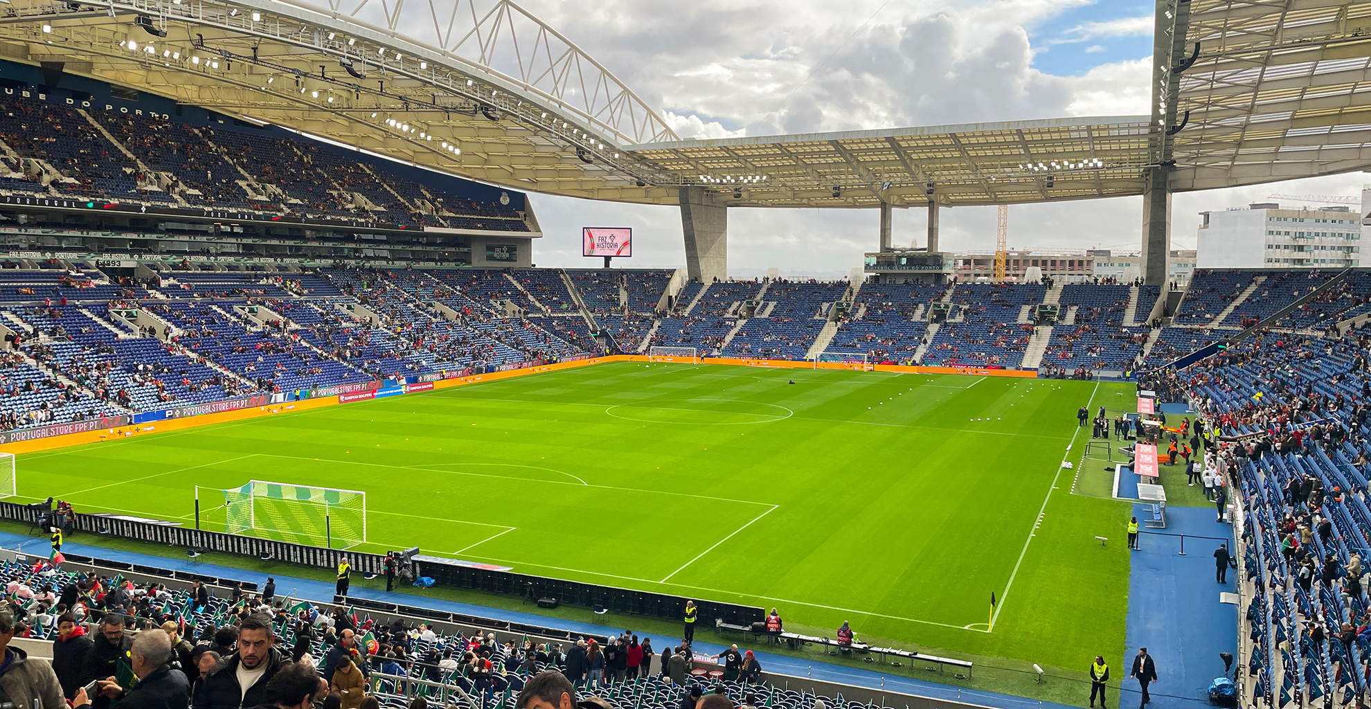 PARTICIPANTES DO TORNEIO INTER-FREGUESIAS PREMIADOS COM IDA AO DRAGÃO